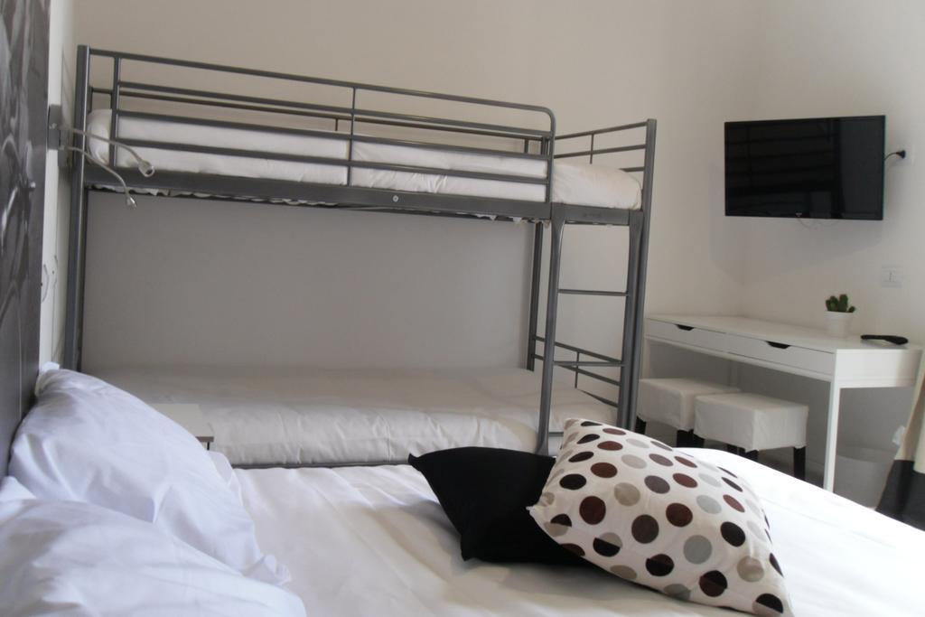 5 Rooms Affittacamere Civitavecchia Kamer foto