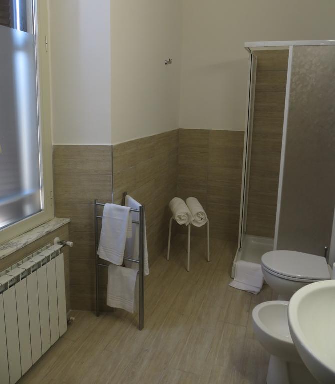 5 Rooms Affittacamere Civitavecchia Kamer foto