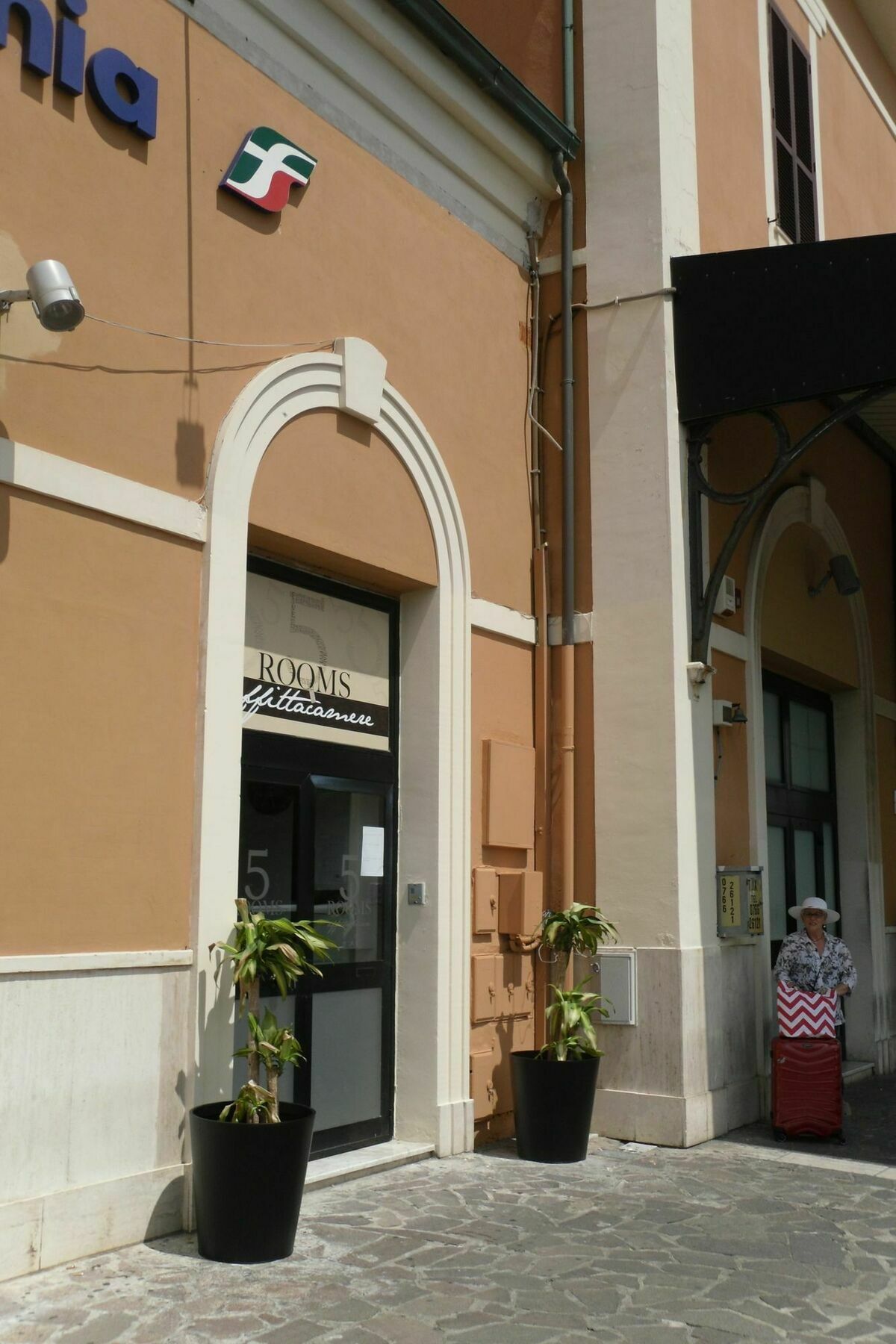5 Rooms Affittacamere Civitavecchia Buitenkant foto